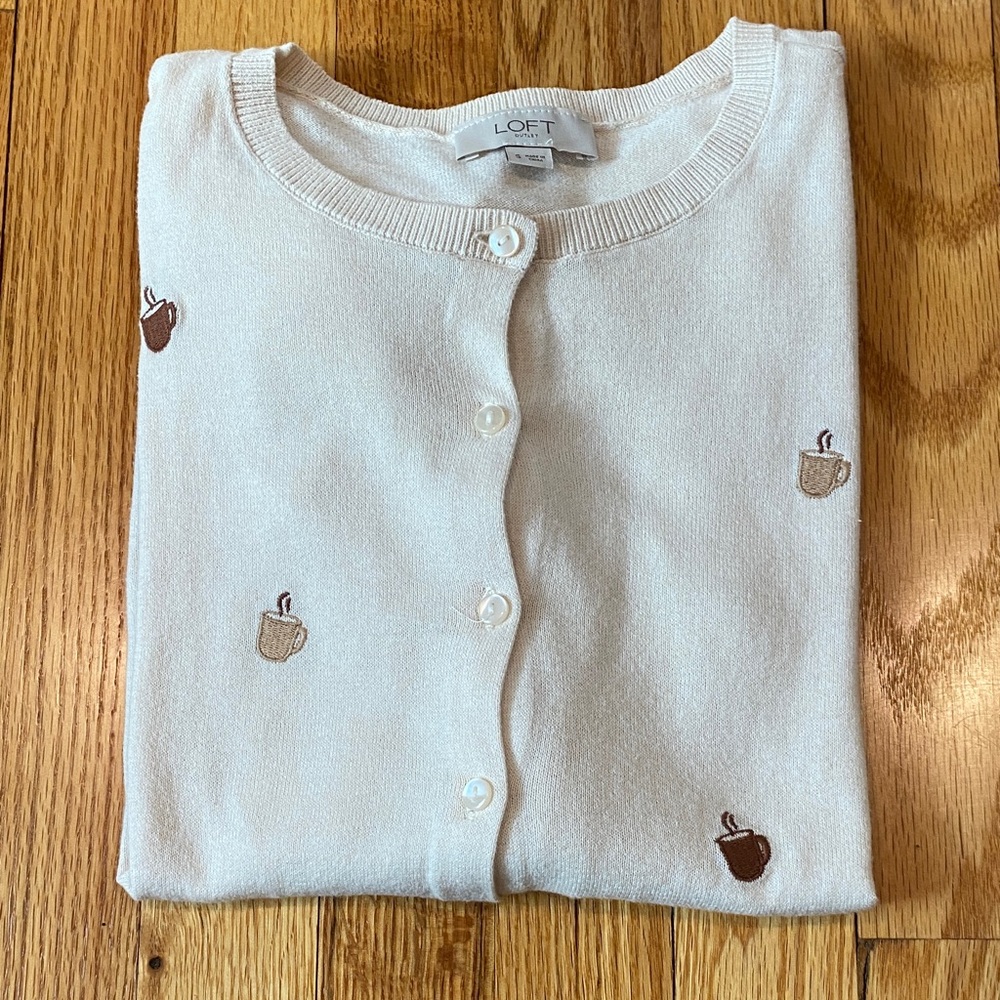 Coffee Mug Cardigan in Cream and Brown